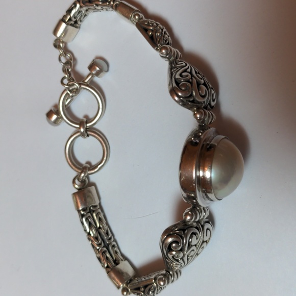 New Bali Mabe pearl sterling bracelet. Size 8" Handcrafted. White pearl Gift box - Picture 3 of 8